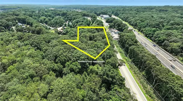 0 Quaker LN, North Kingstown, RI 02852