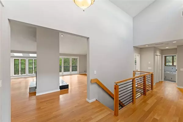 3 Karen Marie DR, North Smithfield, RI 02830