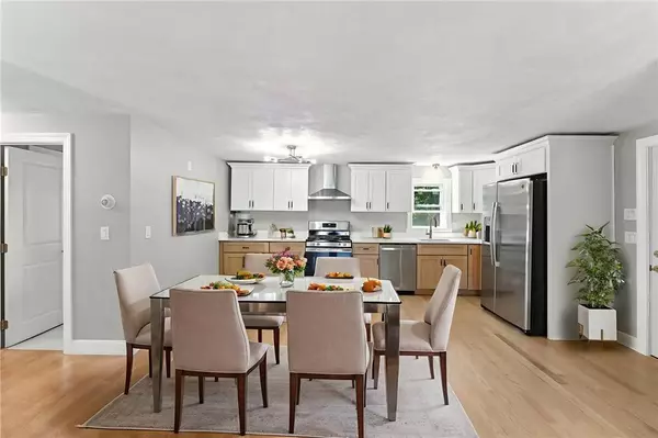 73 Ormsby AVE, Warwick, RI 02886