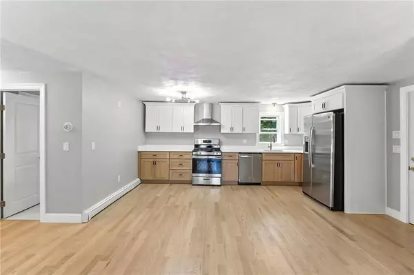 73 Ormsby AVE, Warwick, RI 02886