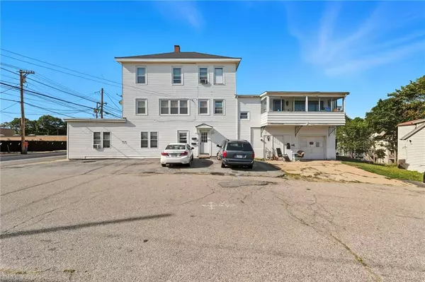 1366 Main ST, West Warwick, RI 02893