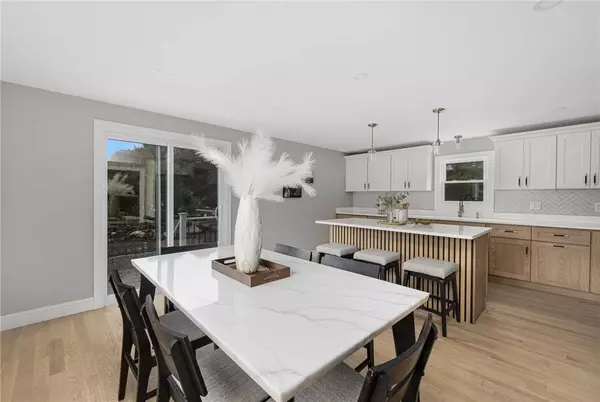 63 Aspen RD, South Kingstown, RI 02879