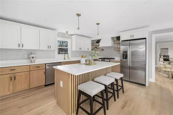 63 Aspen RD, South Kingstown, RI 02879