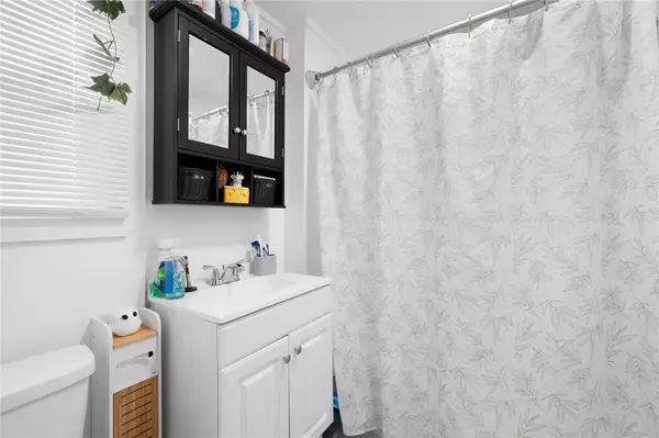 10 Grove ST, West Warwick, RI 02893