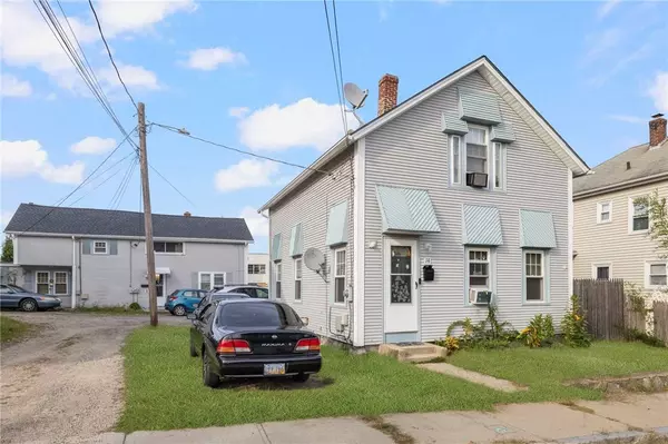 10 Grove ST, West Warwick, RI 02893