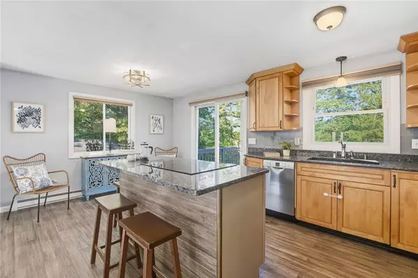 1 Nichole LN, Coventry, RI 02816