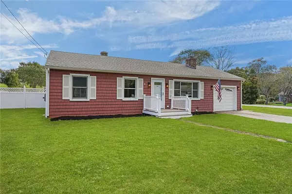 9 Buffalo AVE, Warren, RI 02885