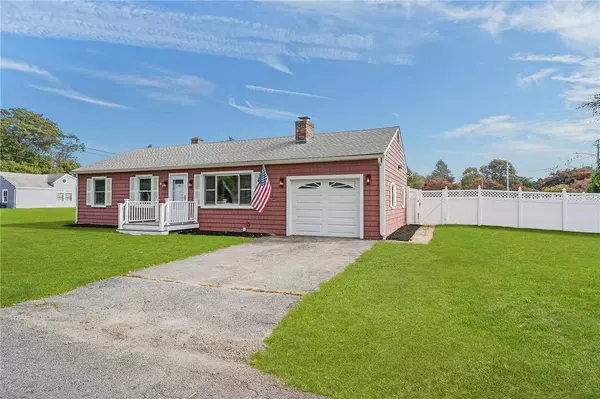 9 Buffalo AVE, Warren, RI 02885