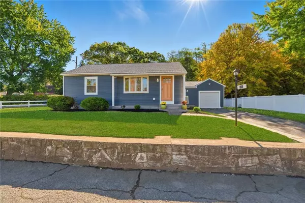 132 Greenville RD, North Smithfield, RI 02896