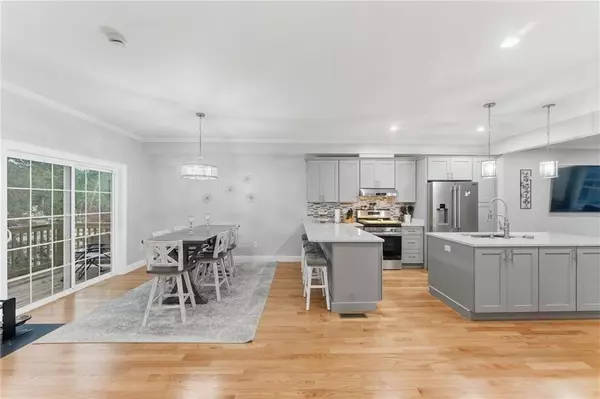 1503 Hunting Hill Dr #1503, Cumberland, RI 02864