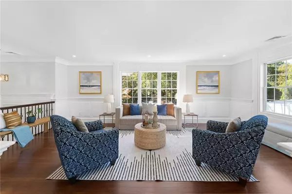 4 Shore RD, Westerly, RI 02891