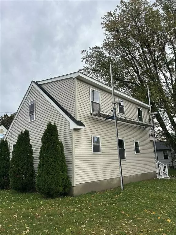 170 Holmes RD, Warwick, RI 02888