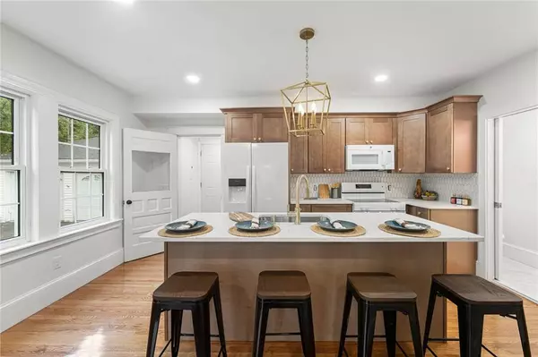 784 Victory HWY, North Smithfield, RI 02896