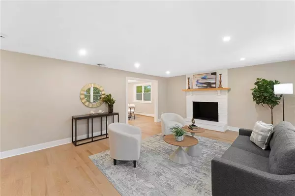 75 Walnut RD, North Kingstown, RI 02852