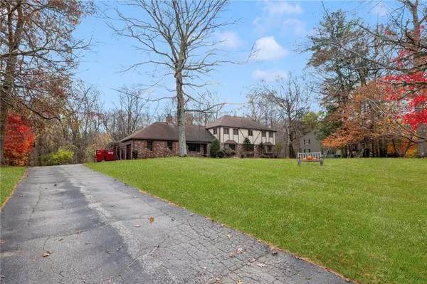 445 Stone Ridge DR, East Greenwich, RI 02818