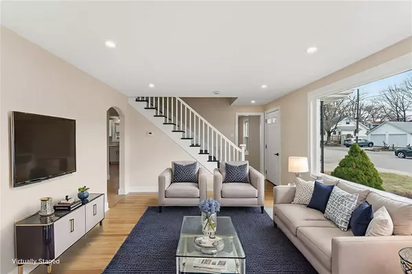 228 London AVE, Pawtucket, RI 02861