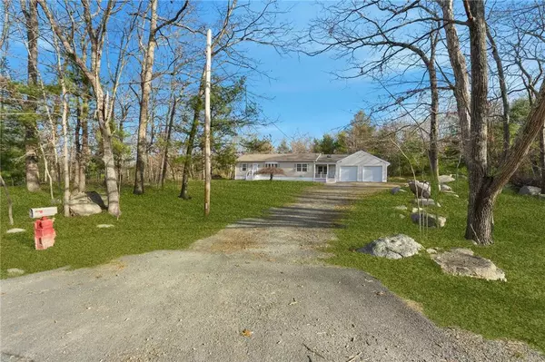 801 Tunk Hill RD, Scituate, RI 02825