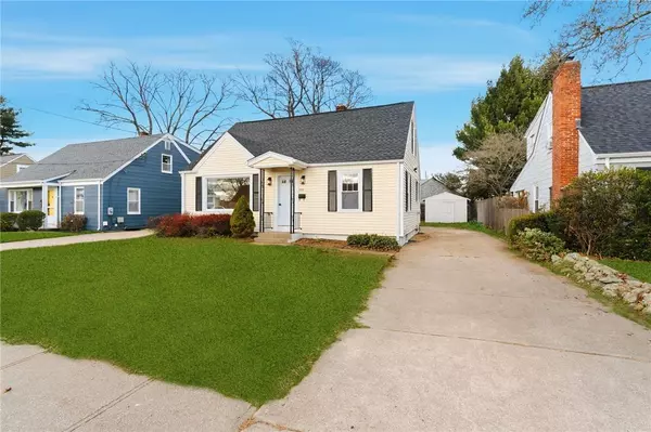 228 London AVE, Pawtucket, RI 02861