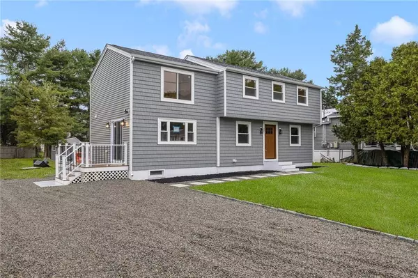63 Aspen RD, South Kingstown, RI 02879