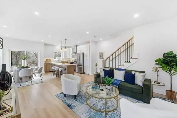 138 Fisher St #B, Attleboro, MA 02703