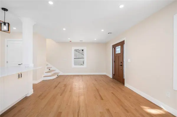 43 Massachusetts AVE, Cumberland, RI 02864