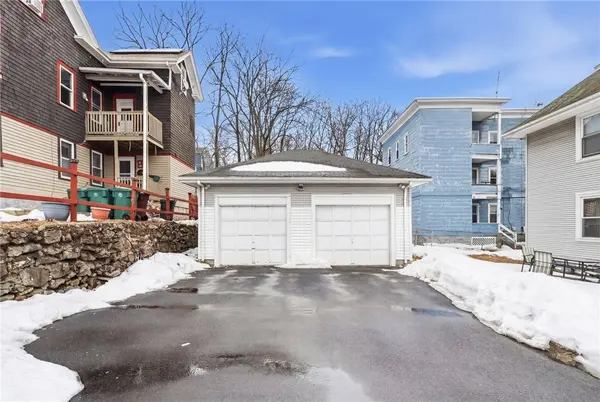 372 Cumberland Hill RD, Woonsocket, RI 02895