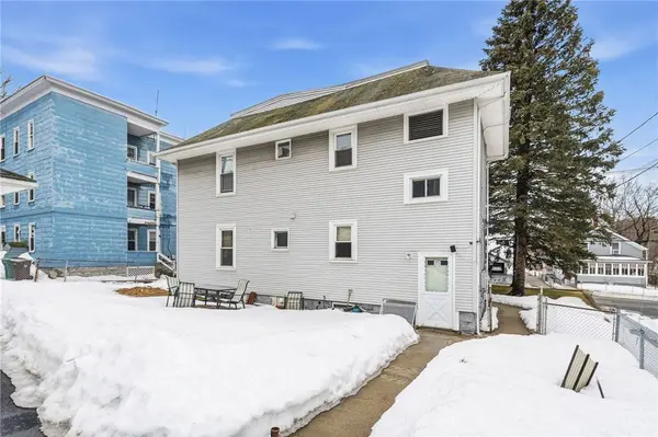 372 Cumberland Hill RD, Woonsocket, RI 02895