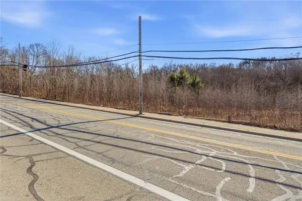 413 Manville RD, Woonsocket, RI 02895