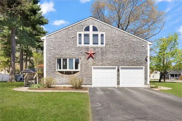 184 Pleasant View AVE, Smithfield, RI 02917