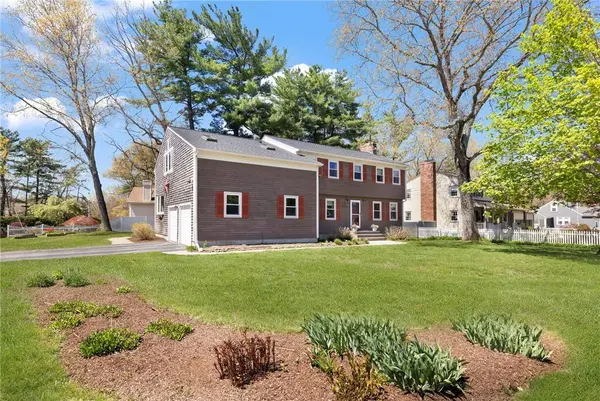 184 Pleasant View AVE, Smithfield, RI 02917