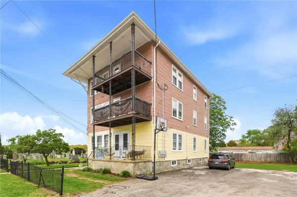 612 Rathbun ST, Blackstone, MA 01504