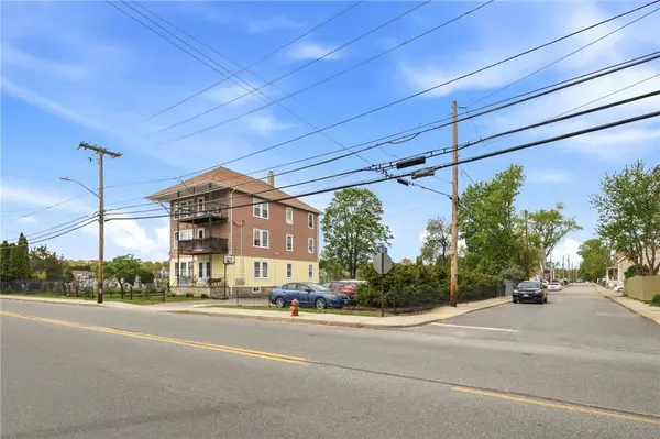 612 Rathbun ST, Blackstone, MA 01504