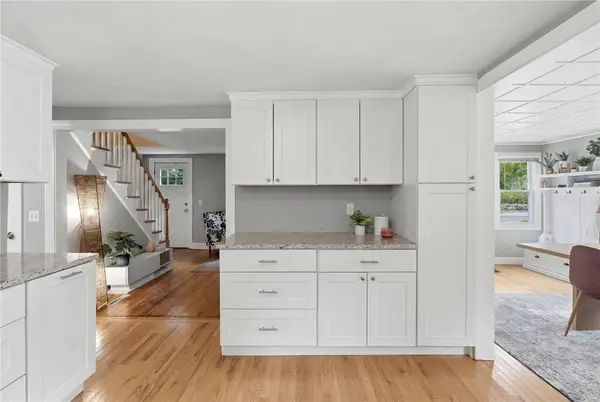 34 Wood ST, Coventry, RI 02816
