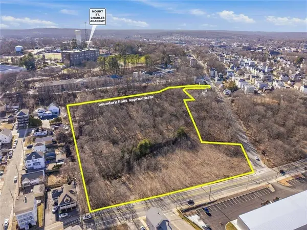 413 Manville RD, Woonsocket, RI 02895