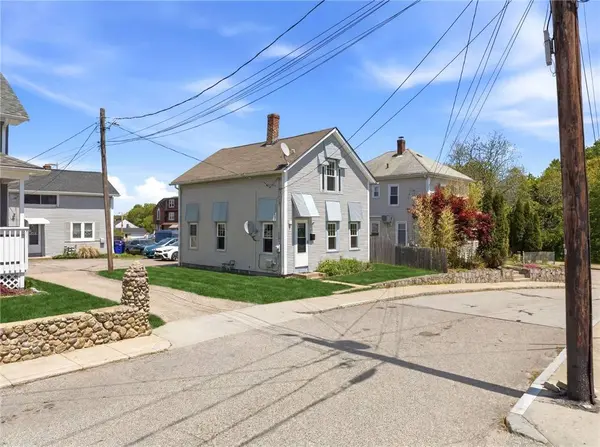 12 Grove ST, West Warwick, RI 02893