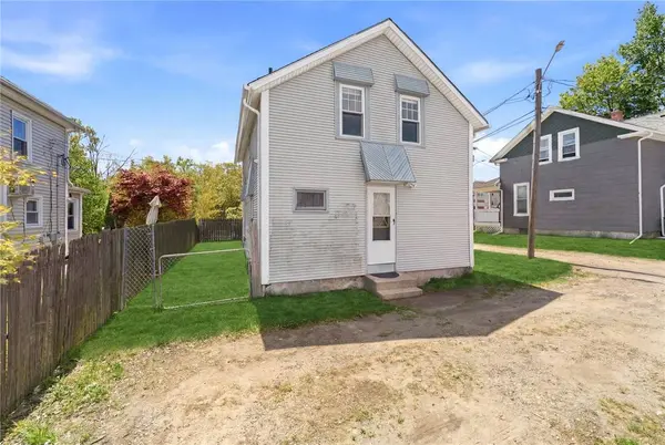 12 Grove ST, West Warwick, RI 02893