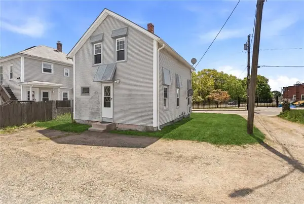 12 Grove ST, West Warwick, RI 02893
