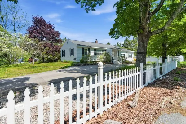 46 Kenyon School RD, Richmond, RI 02836