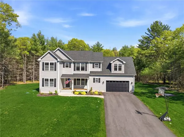 1 Cassidy TRL, Coventry, RI 02816