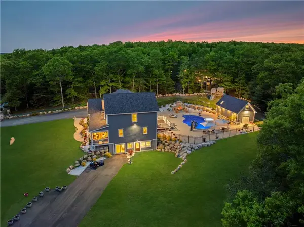 120 Stubble Brook RD, West Greenwich, RI 02817