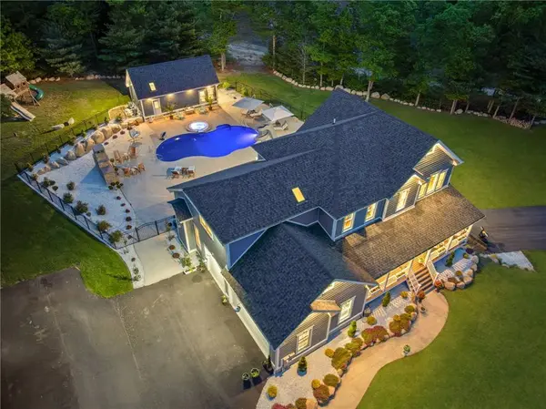 120 Stubble Brook RD, West Greenwich, RI 02817