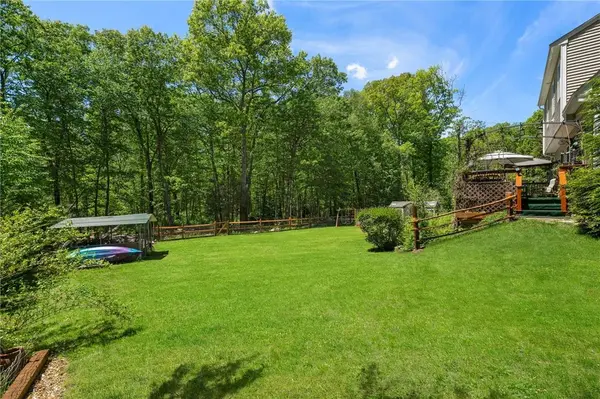 193 Lake Washington DR, Glocester, RI 02814