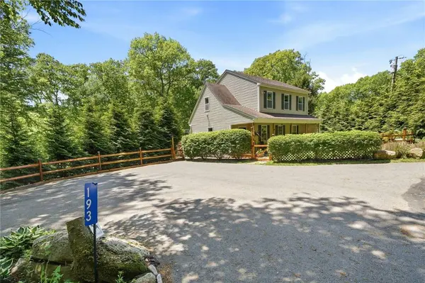 193 Lake Washington DR, Glocester, RI 02814