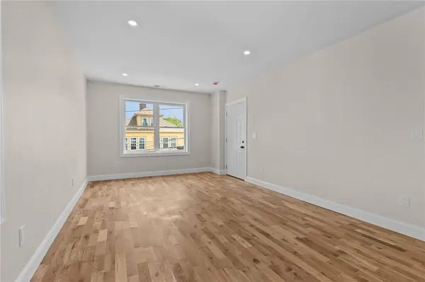 129 Briggs ST, Providence, RI 02905