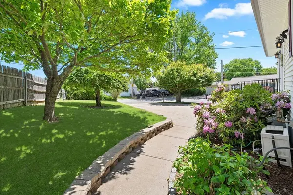 28 Fairview AVE, Cumberland, RI 02864
