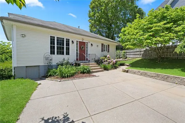 28 Fairview AVE, Cumberland, RI 02864