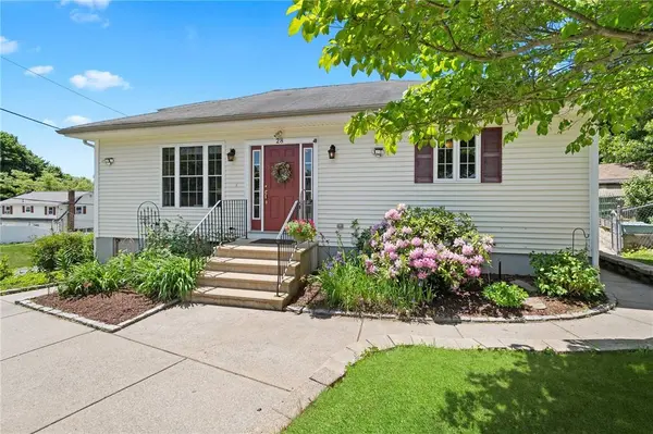 28 Fairview AVE, Cumberland, RI 02864