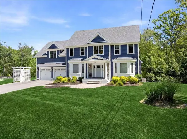 2103 Wheeler ST, Dighton, MA 02764