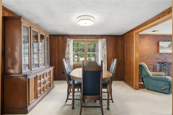 9 Katherine RD, Woonsocket, RI 02895