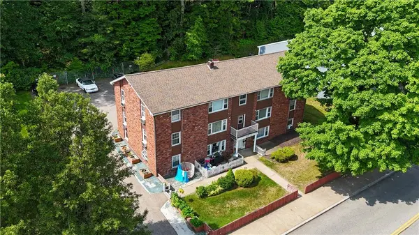 339 Privilege ST, Woonsocket, RI 02895